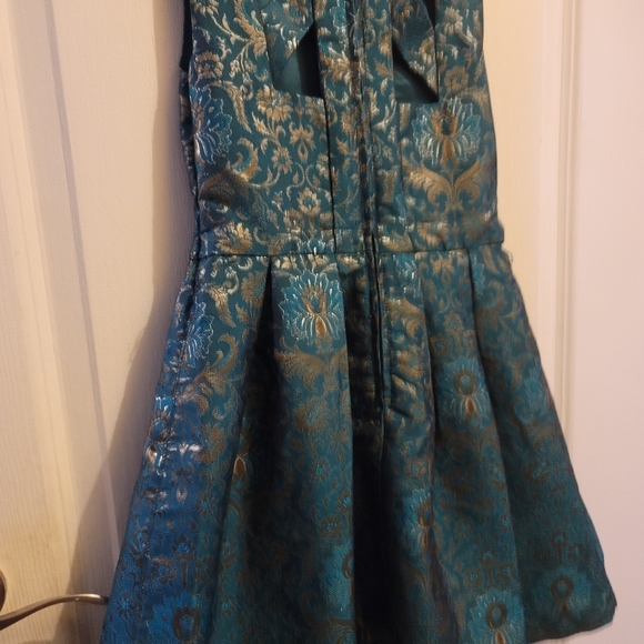 Children's place size 6 color green and gold - Picture 3 of 9